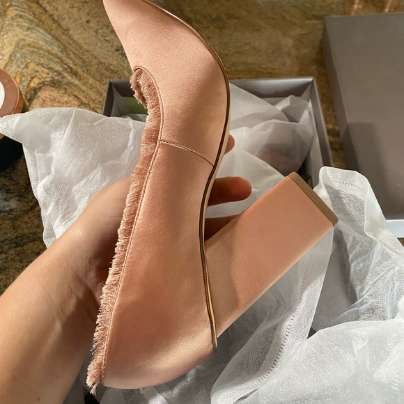 Halston Heritage Keni Fringe Pump - Picture 7 of 7